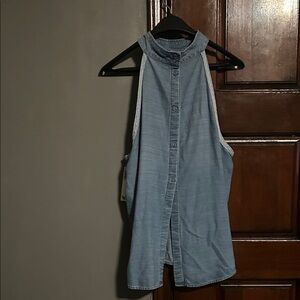 Chelsea & Violet Light Blue Denim Halter Button-Front Camisole